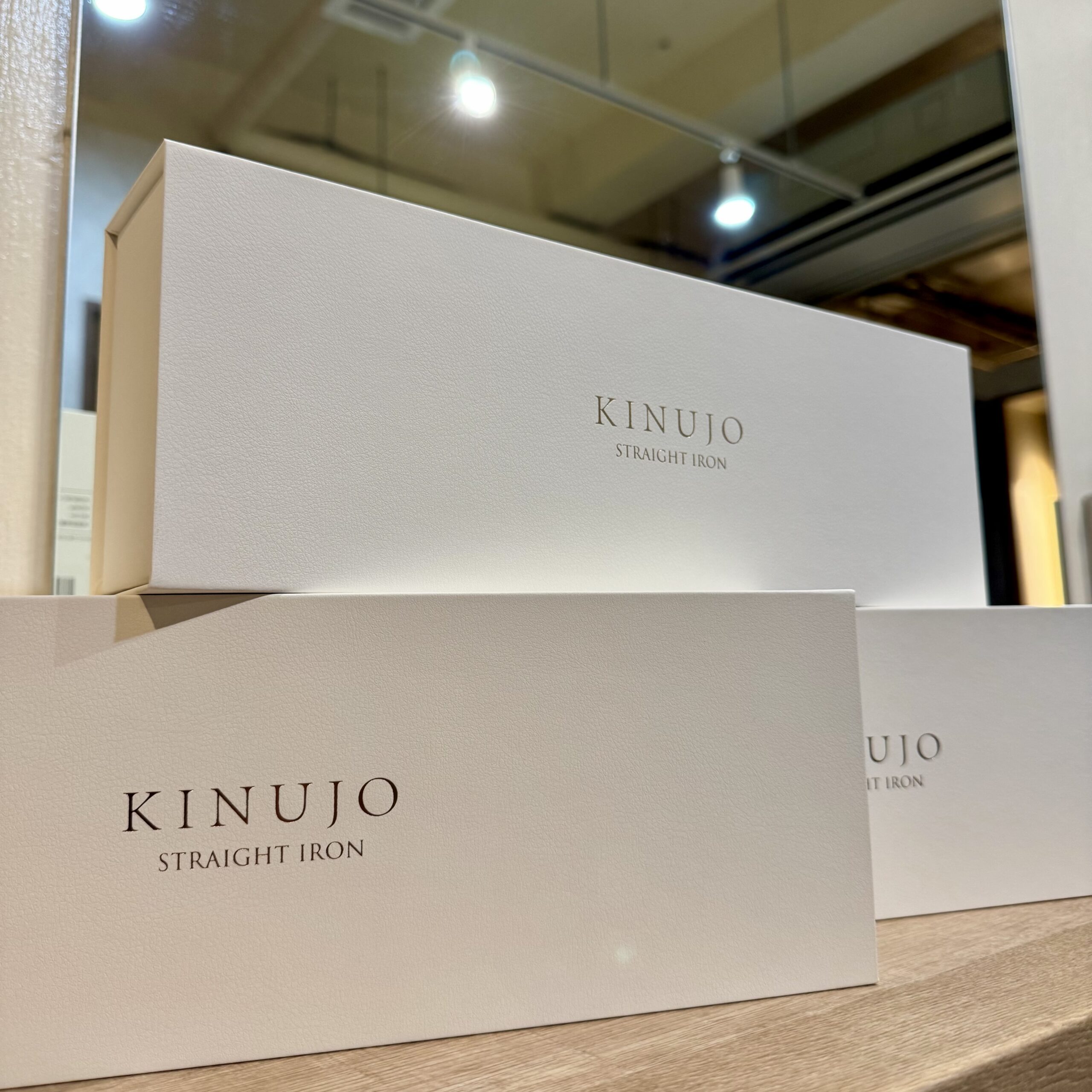 キヌージョヘアアイロンの写真